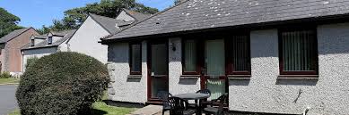 Start bay bungalows offer superior self catering located in five acres of secluded terraced gardens overlooking the panorama of slapton ley & start bay. Cornwall Holiday Bungalows Self Catering Penzance Kenegie Manor
