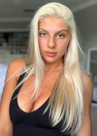 Jordan Lewis - Free pics, galleries & more at Babepedia