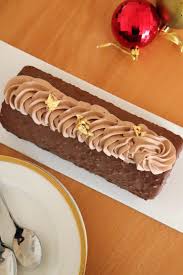 Buche Chocolat Vanille Glacage Rocher Recette De Noel Olivia Patisse Recette Gateau Noel Recette Dessert Noel Chocolat Vanille