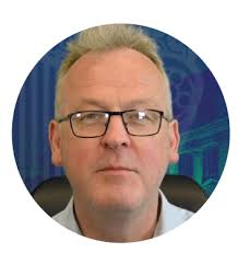 Secretaries general: In profile