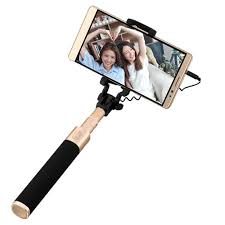 Selfie sticks are an amazing way to capture beautiful moments of the world around you in all its glory. Huawei Af11 Universal Wired Selfie Stick 2451993 Black