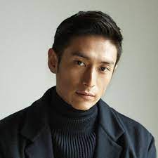 伊勢谷友介さん アジア風ヘアカット ビジネスマン 髪型 メンズ ヘアスタイル 2018