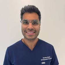 Eve Dowling's Instagram, Twitter & Facebook