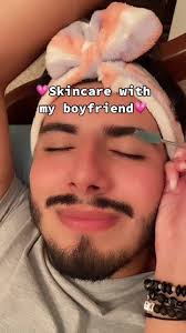 Skincare a mi niño hermoso💗✨ #fyp #fypシ #trend #trending #viral  #viralvideo #parati #foryoupage #foryou #skincareroutine #skincare  #skincarewithmyboyfriend #boyfriendskincare #skincaretiktok