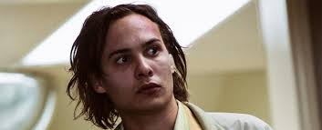 Why did frank dillane really leave fear the walking dead? The Essex Serpent Frank Dillane Fear The Walking Dead Erganzt Neue Apple Serie Fernsehserien De