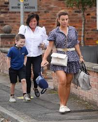 Everyone knows coleen rooney is one very stylish woman. Coleen And Wayne Rooney Take Their Four Sons Out For Lunch In Sweet Family Outing Amid Rebekah Vardy Row Ok Magazine