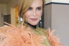 Did Travis Kelce's Mum Accidentally Reveal Taylor Swift's Pregnancy in a FB  Post? Here's What She Said