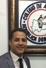 Erick Corniel Presidente de la Seccional del Distrito Nacional Felicita a  los abogados