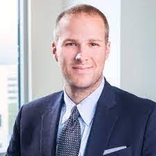 Aaron Hovelson's Instagram, Twitter & Facebook