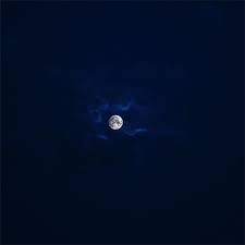 Beautiful Moon In Blue Sky Ipad Air Wallpapers Free Download