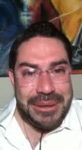 "Gracias Xiomara y Mel por darme la oportunidad", esto decía Jorge Cálix al  ser elegido diputado en el último proceso electoral.