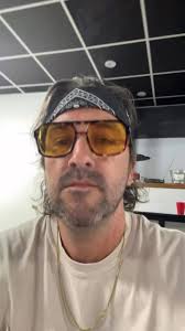 rhettwalkerstore.com