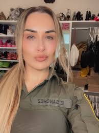 BE THE WOMAN YOU WOULD LOOK UP TO. #imawoman #setgoalsandcrushthem  #goalgetter #goals #beyourself #beyourownmotivation #motivation  #womanwednesday #beher #imher #her #womenempowerment #womeninuniform  #lawenforcement #green #sherisesandsheglows ...