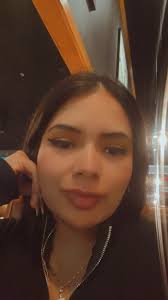 Hazel Ortiz 🫶🇸🇻🫡 (@hazel_0rtiz98)'s videos with Casi Completa