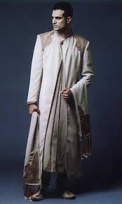 When you're a guest, one of the most comfortable dresses to wear to an indian wedding would be. Desain Pernikahan Latest Indian Wedding Dress For Men