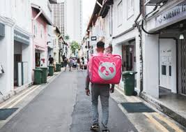 Foodpanda is one of the most convenient online food delivery services within the country. Grabfood Vs Foodpanda Vs Honestbee Vs Deliveroo How You End Up Paying Different Prices For The Same Food Order Food News Asiaone