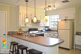 جزيرة المطبخ صور تصاميم وموديلات مطابخ جزيرة مودرن Kitchen Design Small Kitchen Bar Design Modern Kitchen Bar