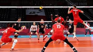In general, the volley requires that the player strike the ball with the front of his foot, with the toes pointing downward, ankle locked. Puks9xud9idxkm