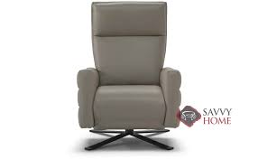 At wellington's fine leather furniture, you'll you can shop online and compare prices for: Istante B958 Leather Reclining Chair By Natuzzi Is Fully Customizable By You Savvyhomestore Com