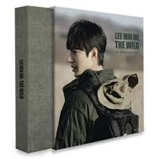 2 ele ganhou popularidade na coreia do sul e em algumas partes da ásia ao protagonizar o drama televisivo boys over flowers em 2009. Lee Min Ho The Wild Limited Edition 216p Photo Book Activation Card Holder Amazon De Musik