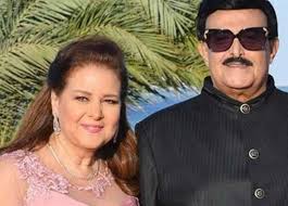 وبعد تداول شائعة وفاة دلال عبد العزيز، عبر الإعلامي رامي رضوان عن غضبه بتغريدتين، كتب في الأولى الواحد. 6ukmepekigc02m
