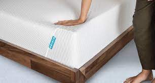The major difference between memory foam and latex mattresses is how they conform to your body. Latex Vs Memory Foam Mattress Origin Mattress
