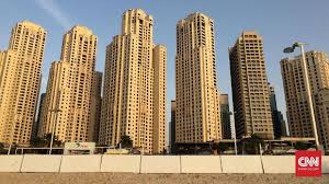 Zona waktu yang pertama adalah penghuni di lantai 80 kebawah. Mengembara Dalam Fatamorgana Dubai