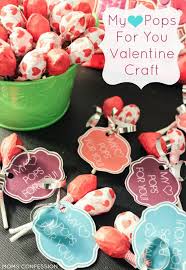 It's valentine's day, so you know you can't go wrong with some sweets. Lollipop Valentines Craft Idea My Heart Pops For You