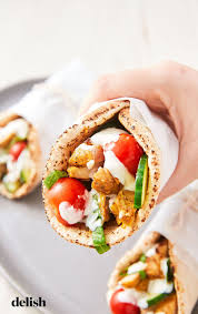 You Don T Have To Travel Thousands Of Miles For The Best Chicken Shawarma Recipe Wraps Recipes Easy Shawarma Recipe Wrap Recipes