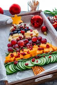 Get the recipe from delish. How To Make The Best Christmas Tree Cheese Board