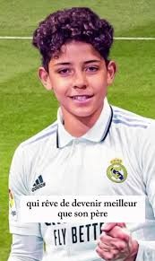 10 enfants de footballeurs qui rêvent de dépasser leur père. #football  #jskitv #pourtoi