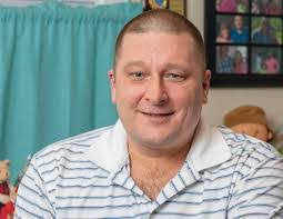 Rosalind Saunders's Instagram, Twitter & Facebook