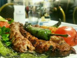 Kocaeli'nin şirin kasabaları birbirinden güzel tabiat harikaları ve yüzyıllara dayanmış tarihi değerlerini konu alacağım bu yazımda kendinize güzel bir gezi çizelgesi hazırlayabilirsiniz. Kocaeli Izmit Te Kebap Nerede Yenir Sofra Ocakbasi Gezenti Anne