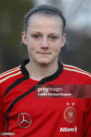 90 Sarah Schulte Photos & High Res Pictures