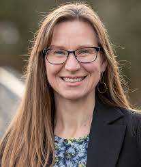 Cathleen Mcmahon's Instagram, Twitter & Facebook