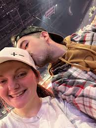 Emma Pitts and Nicolas Hayes's Wedding Website