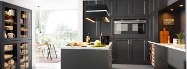 home splash luxury kitchens & bathrooms