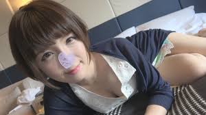 FC2 PPV 669055 れいな29歳　ショートボブのコケティッシュな美人妻に大量中出し - JAVXXX.Me