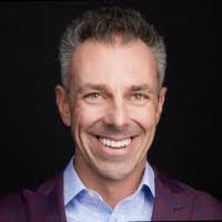 Christopher Dearth's Instagram, Twitter & Facebook