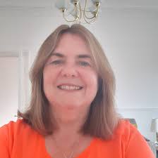 Does anyone know of any yellow sandy beaches near Marbella for a friend's  family