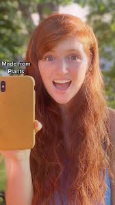 Annah Lauren Shrader (@redhair.greenmind)