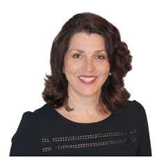 Katie Dara's Instagram, Twitter & Facebook