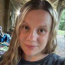 Melisa James's Instagram, Twitter & Facebook