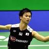 オリンピック バドミントン 渡辺・東野ペアが銅 混合ダブルス 2021年7月30日 12時35分 バドミントン 東京オリンピック、バドミントンの混合ダブルスで、渡辺勇大選手と東野有紗選手のペアが3位決定戦に勝って銅メダルを獲得しました。 2