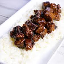 It's Sunday and we are back again with a new menu, Monday we have Meatloaf,  Tuesday Martha is whippin up her Pozole, it is a reheat and serve meal so I  couldn't