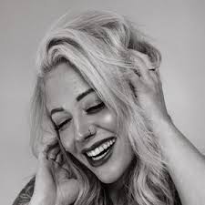 Denise Marie's Instagram, Twitter & Facebook