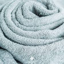 Amazon.com: Hencely 18-Piece Bath Towel Set - High Absorbency, Quick Drying  - 100% Soft Turkish Cotton - 6 Bath Towels, 6 Hand Towels, 6 Washcloths -  ...