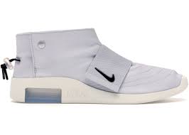 Nike air force 1 shadow. Regardez Chariot Ecossais Nike Air Fear Of God Moc Stockx Reservation Defile Priere