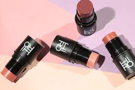 Those that are will be clearly marked as such on their website. Hiro Cosmetics Natural Organic Vegan Makeup