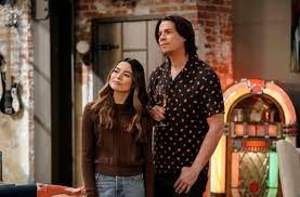 Icarly, the nickelodeon show that ran from 2007 and 2012 and basically invented the world of youtubers we currently live in, is set to have a revival on paramount+—the streaming service. Fheuby8st6xzzm